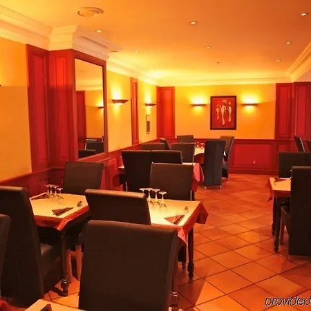 Moderne Un Coin De ... Hotel Remoulins