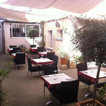 Hotel Moderne Un Coin De ... 2*